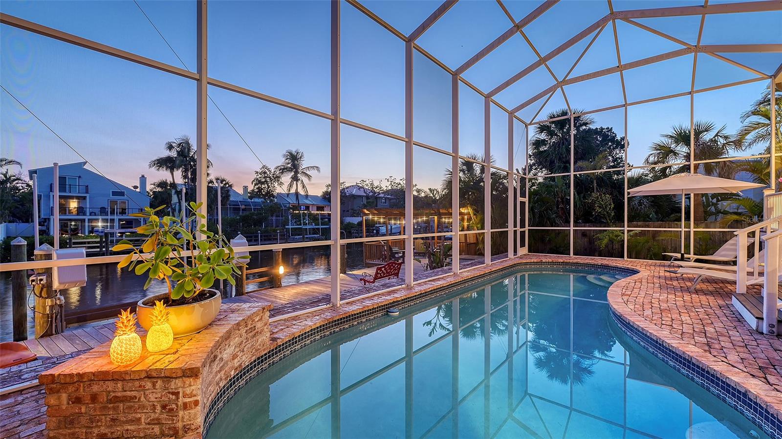 SIESTA BEACH - Residential