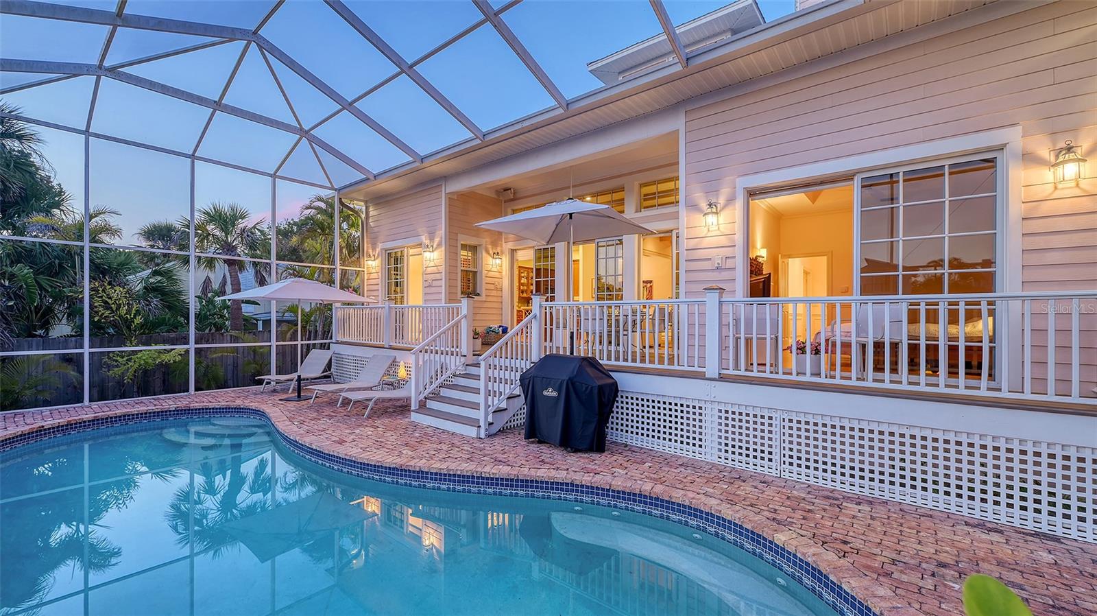 SIESTA BEACH - Residential