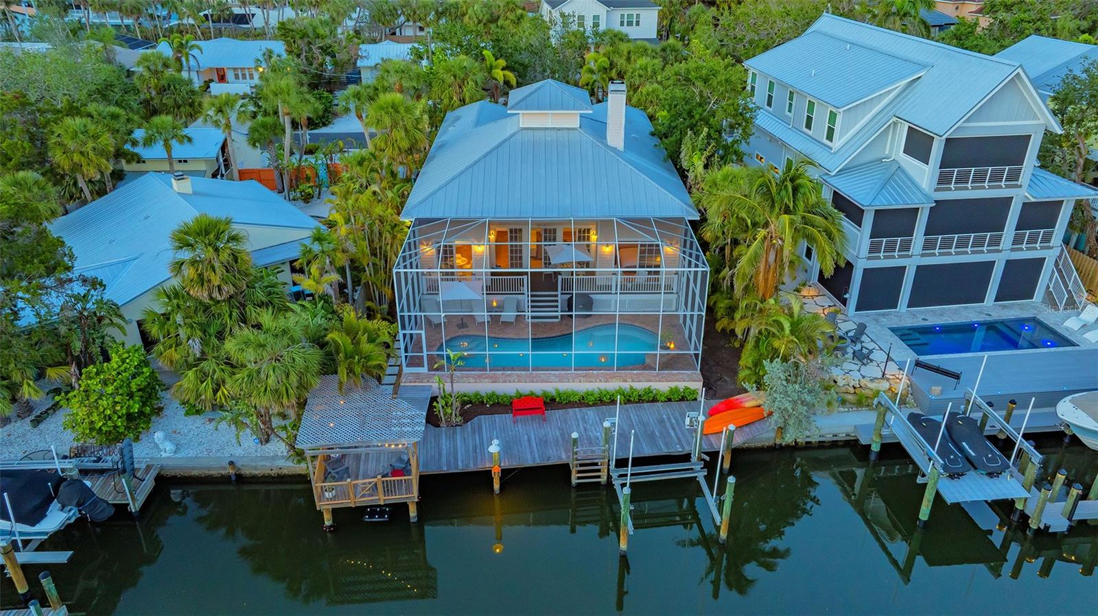 SIESTA BEACH - Residential