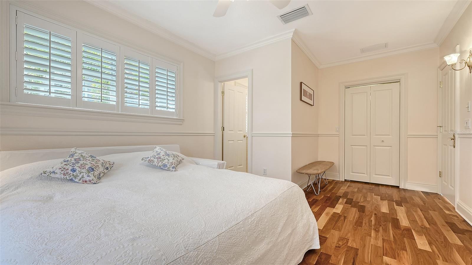 SIESTA BEACH - Residential