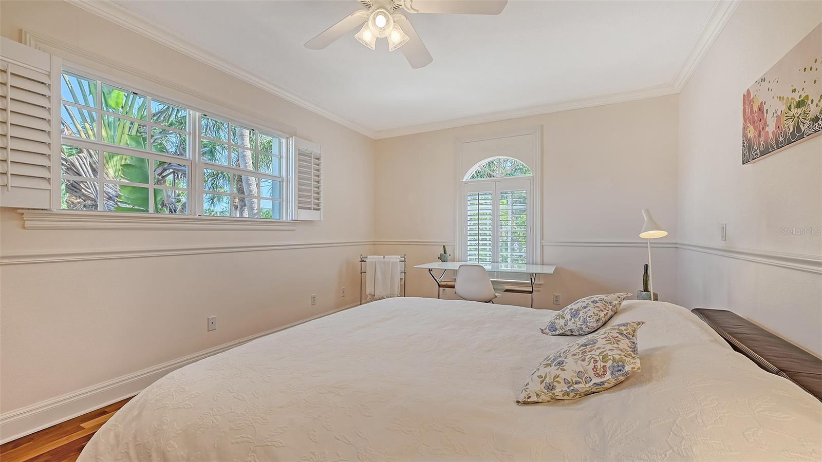 SIESTA BEACH - Residential