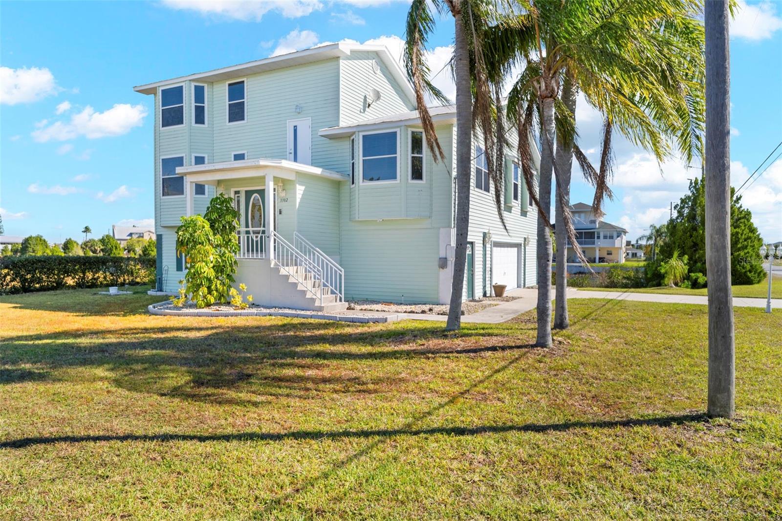 HERNANDO BEACH - Residential