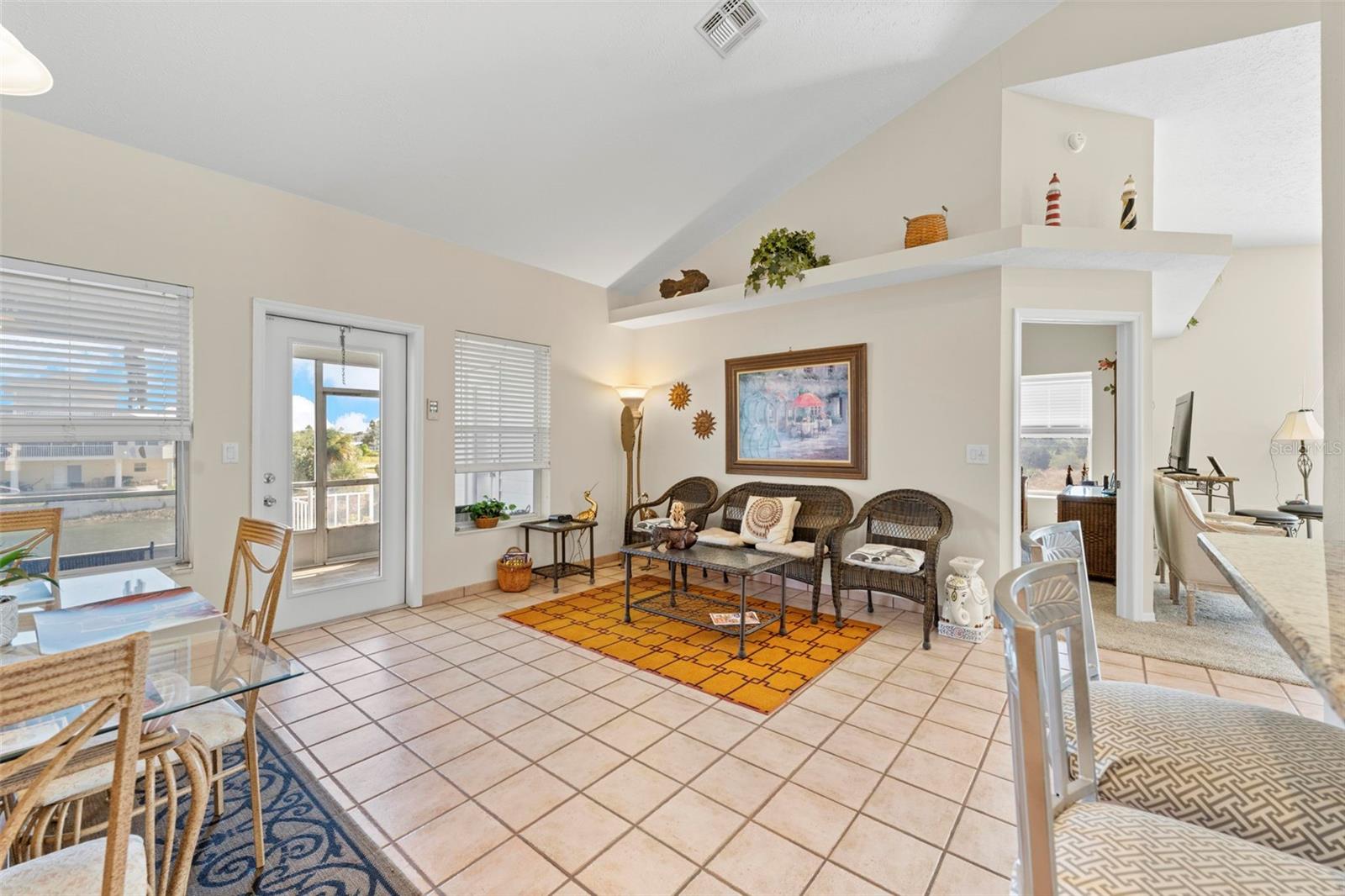 HERNANDO BEACH - Residential