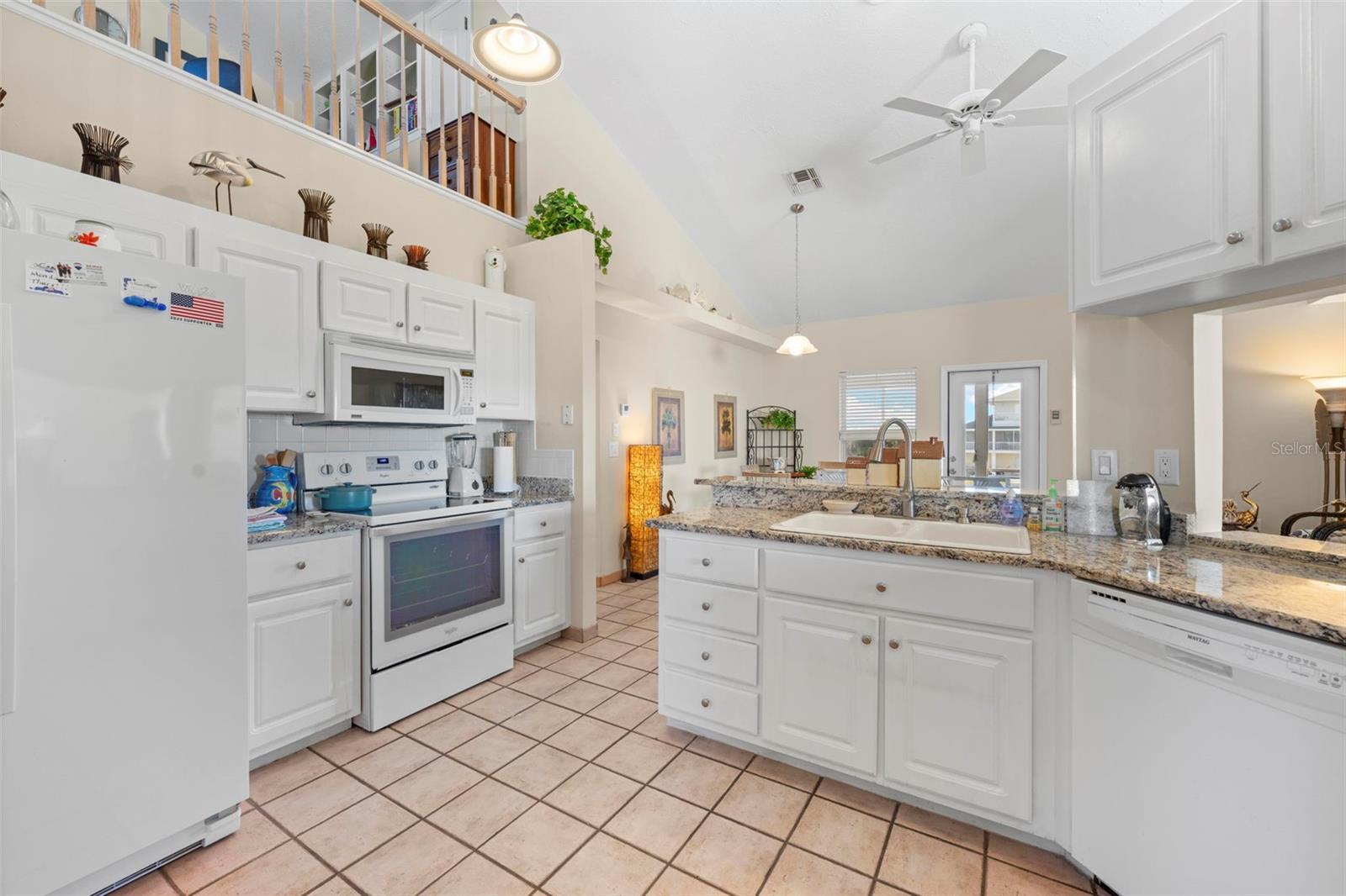 HERNANDO BEACH - Residential