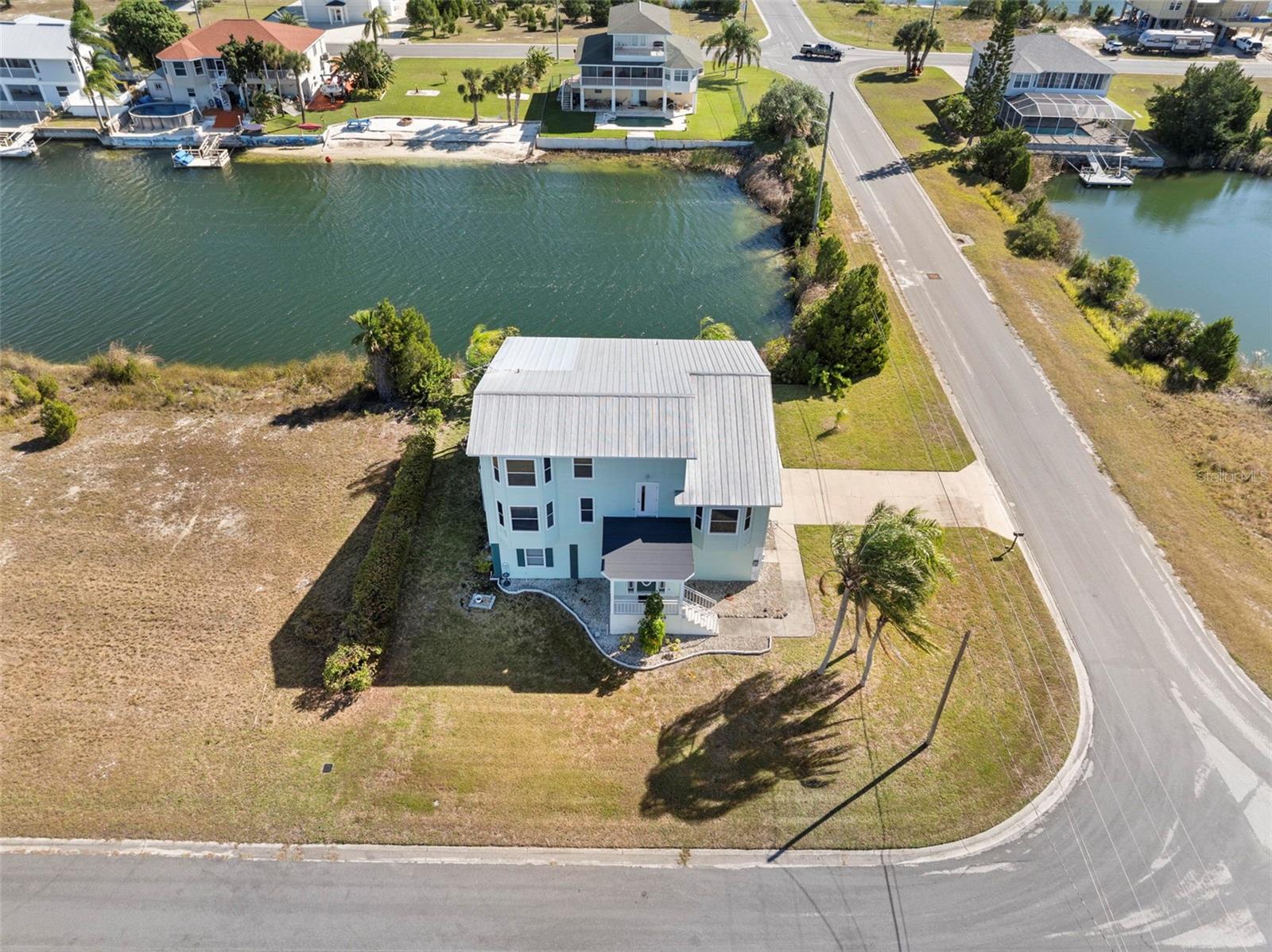 HERNANDO BEACH - Residential