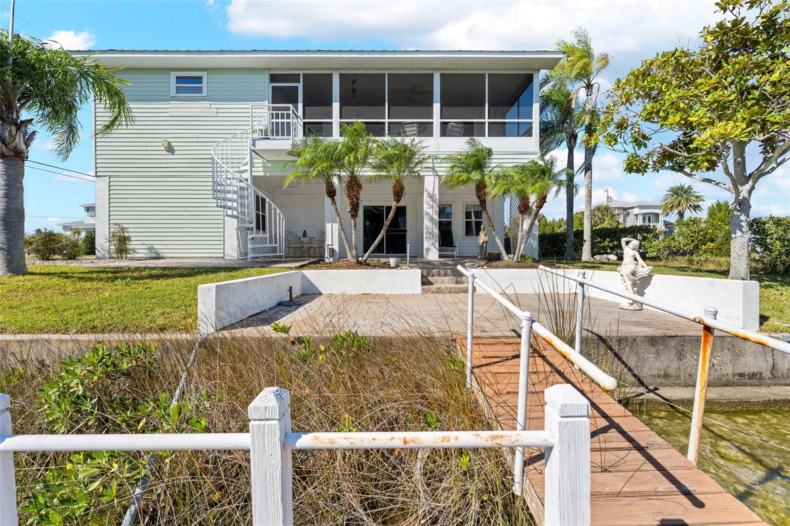 HERNANDO BEACH - Residential