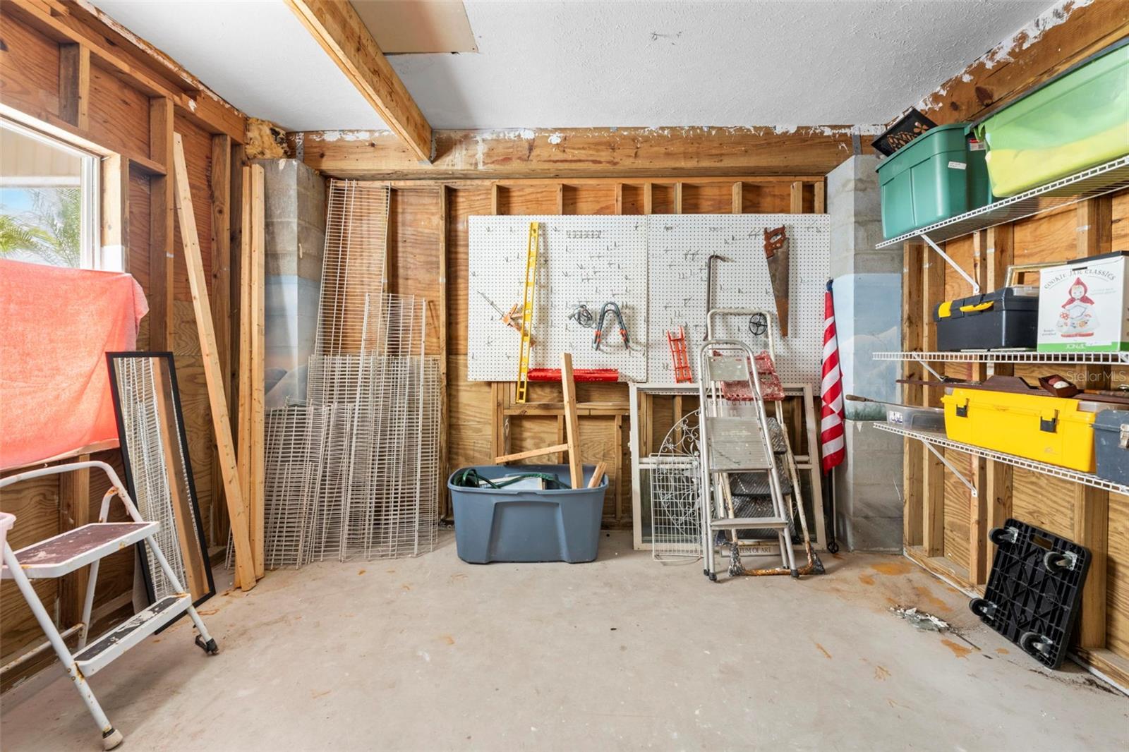 HERNANDO BEACH - Residential