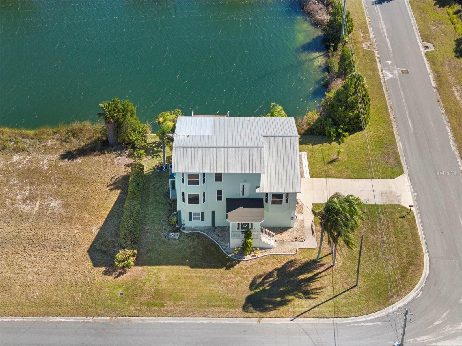 HERNANDO BEACH - Residential