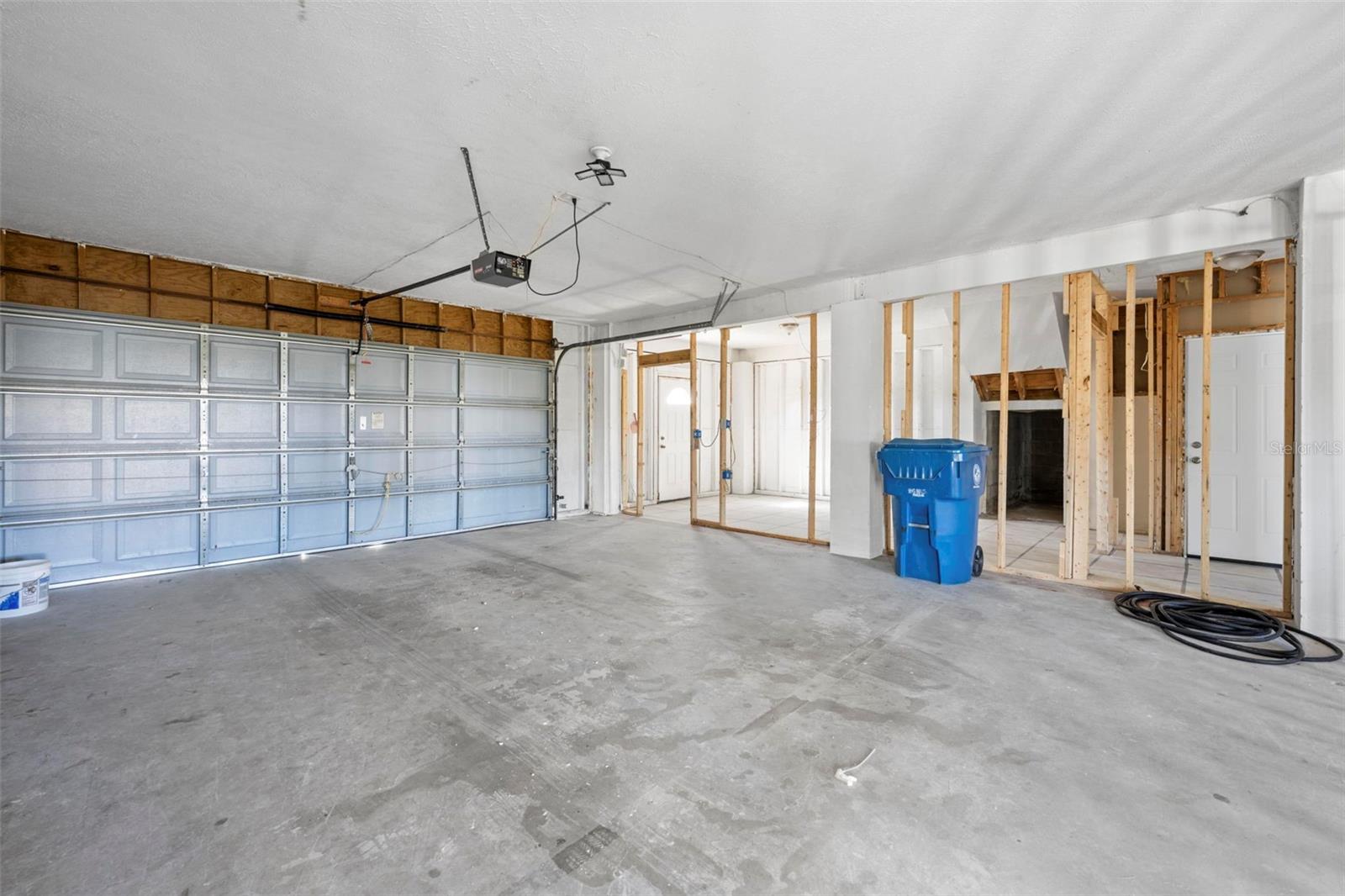 HERNANDO BEACH - Residential