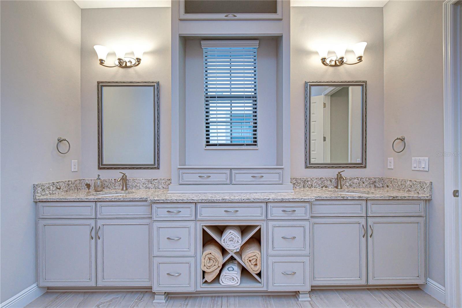 HAWKS FERN - Residential