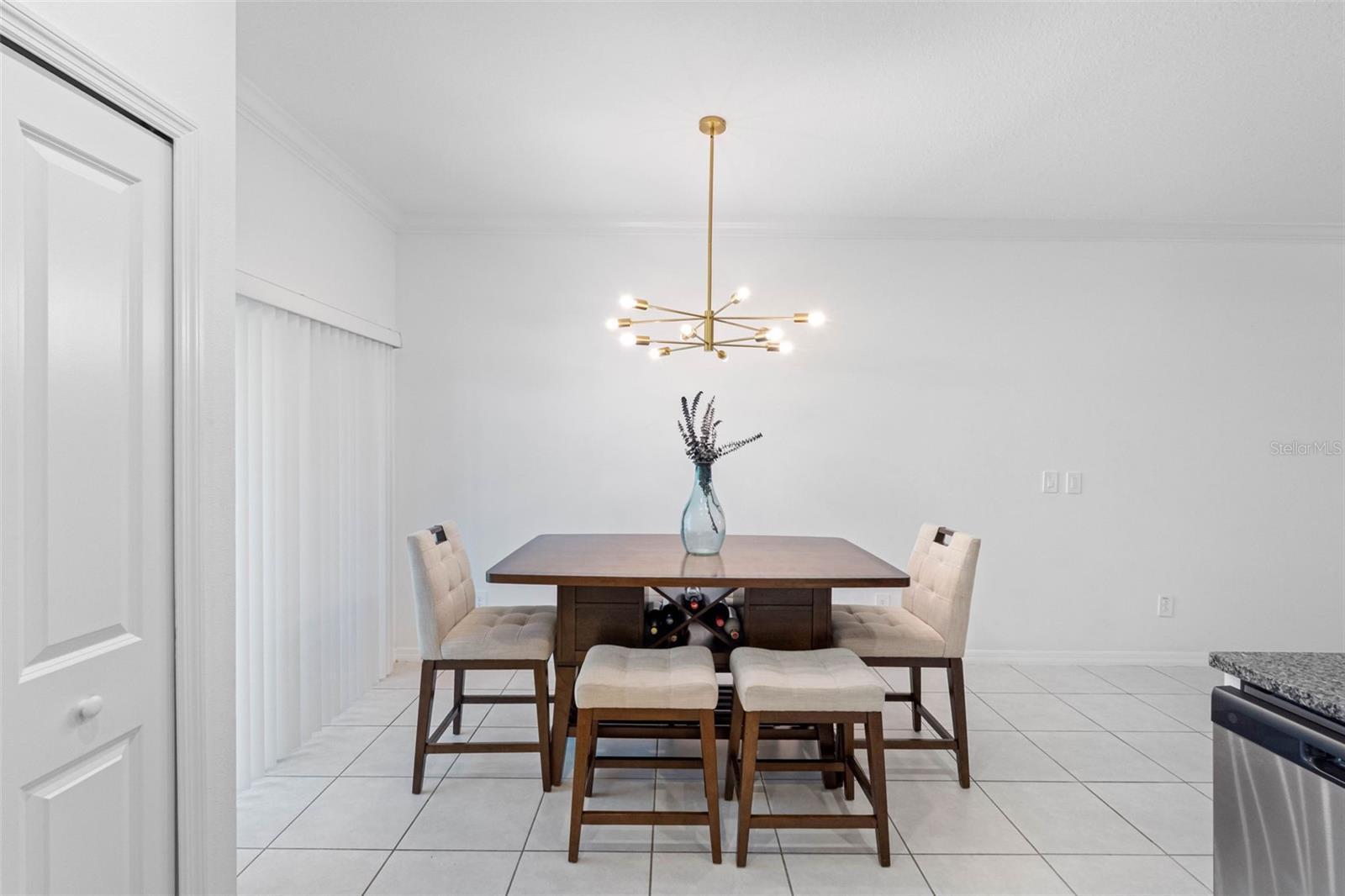 ABBOTT SQUARE PH 2 - Residential