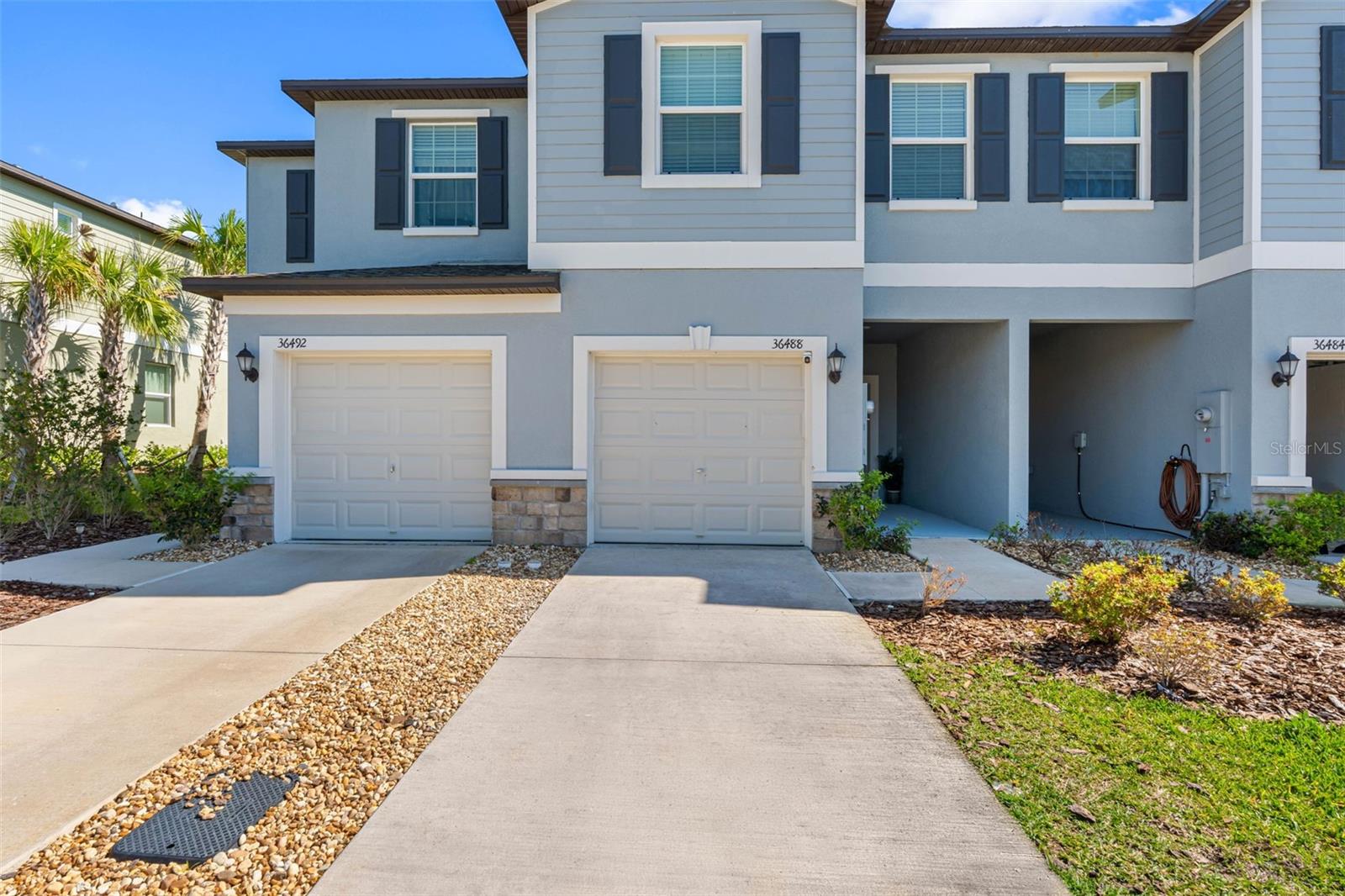 ABBOTT SQUARE PH 2 - Residential