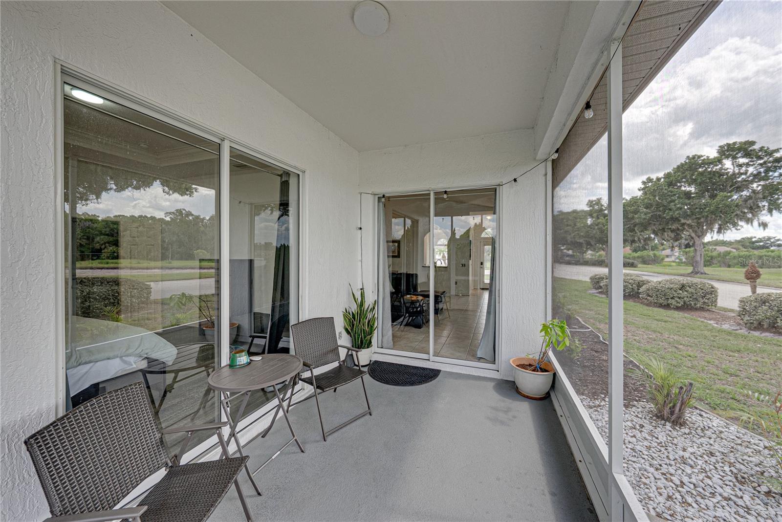 FAIRWAY OAKS PB 92 PGS 30 & 31 - Residential
