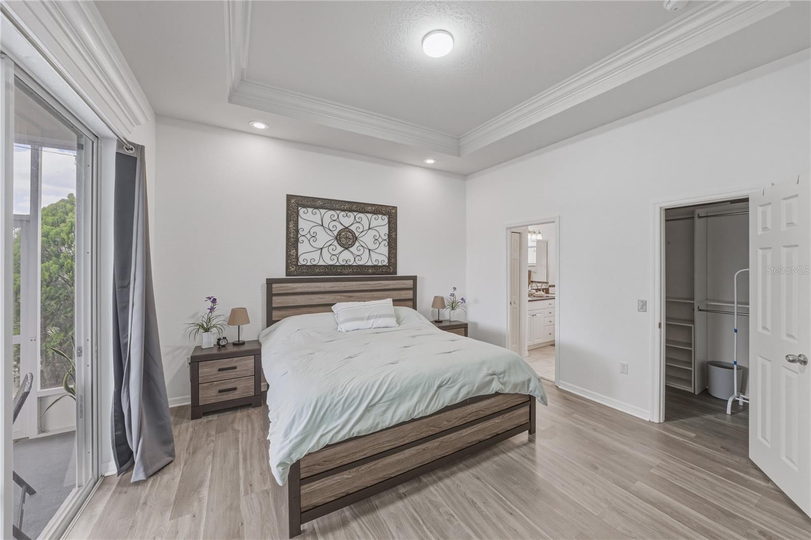 FAIRWAY OAKS PB 92 PGS 30 & 31 - Residential