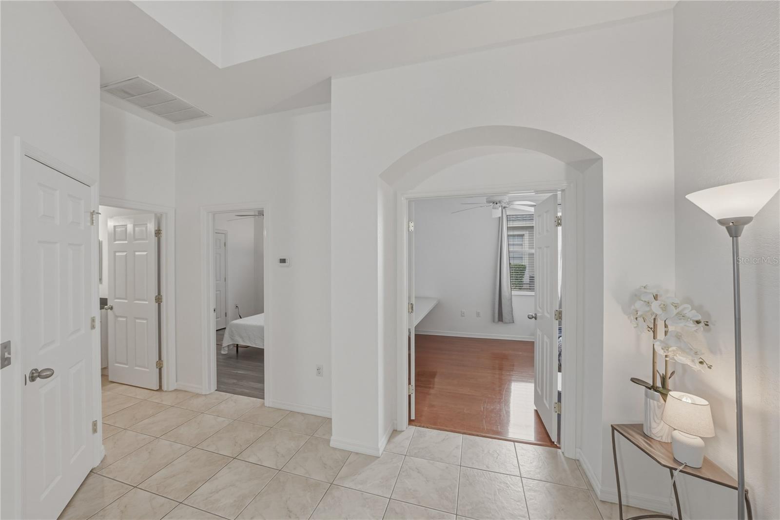 FAIRWAY OAKS PB 92 PGS 30 & 31 - Residential