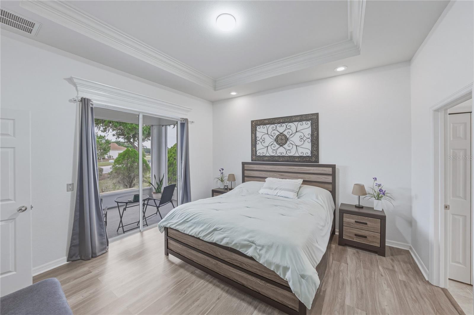 FAIRWAY OAKS PB 92 PGS 30 & 31 - Residential