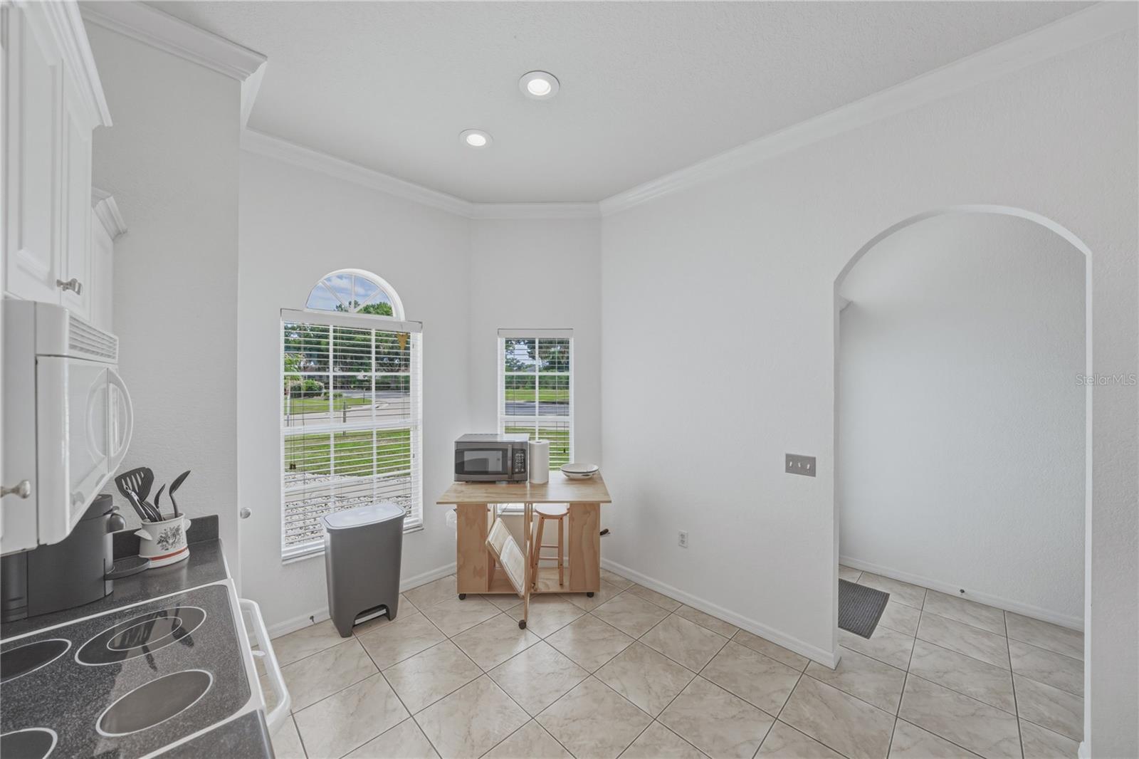 FAIRWAY OAKS PB 92 PGS 30 & 31 - Residential