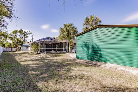 A home in NORTH PORT