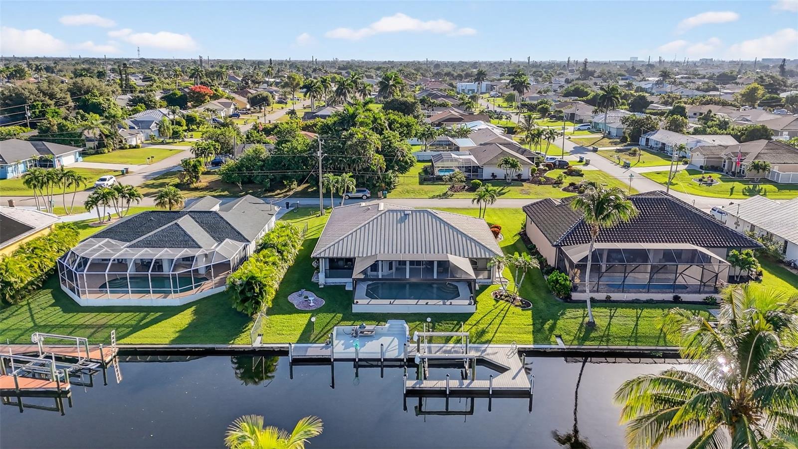 CAPE CORAL - Residential