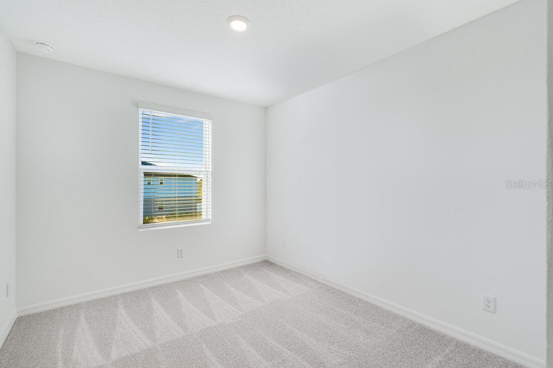 TOWNHOMES AT AZARIO - Residential