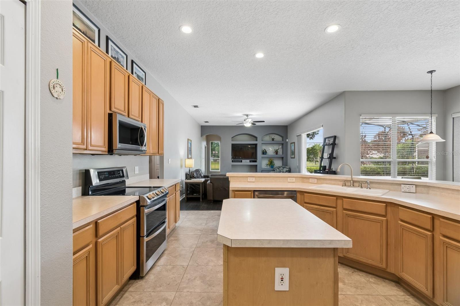 SAND LAKE POINT - Residential