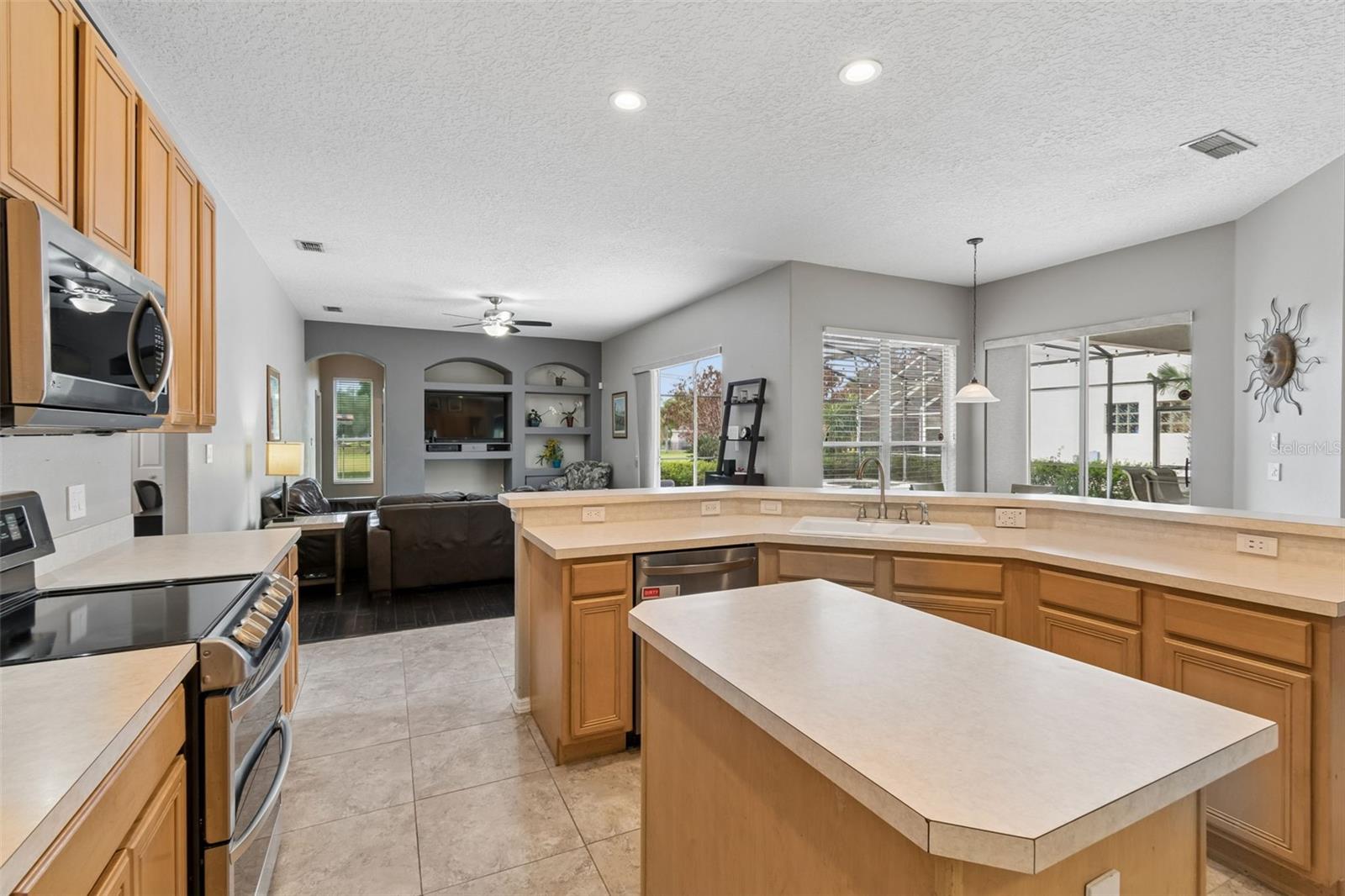 SAND LAKE POINT - Residential