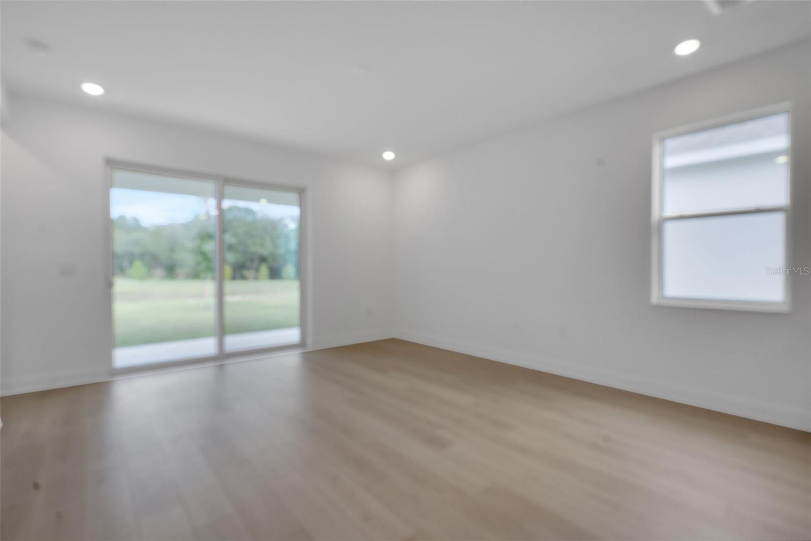 RESERVES AT HAMMOCK OAKS - Residential