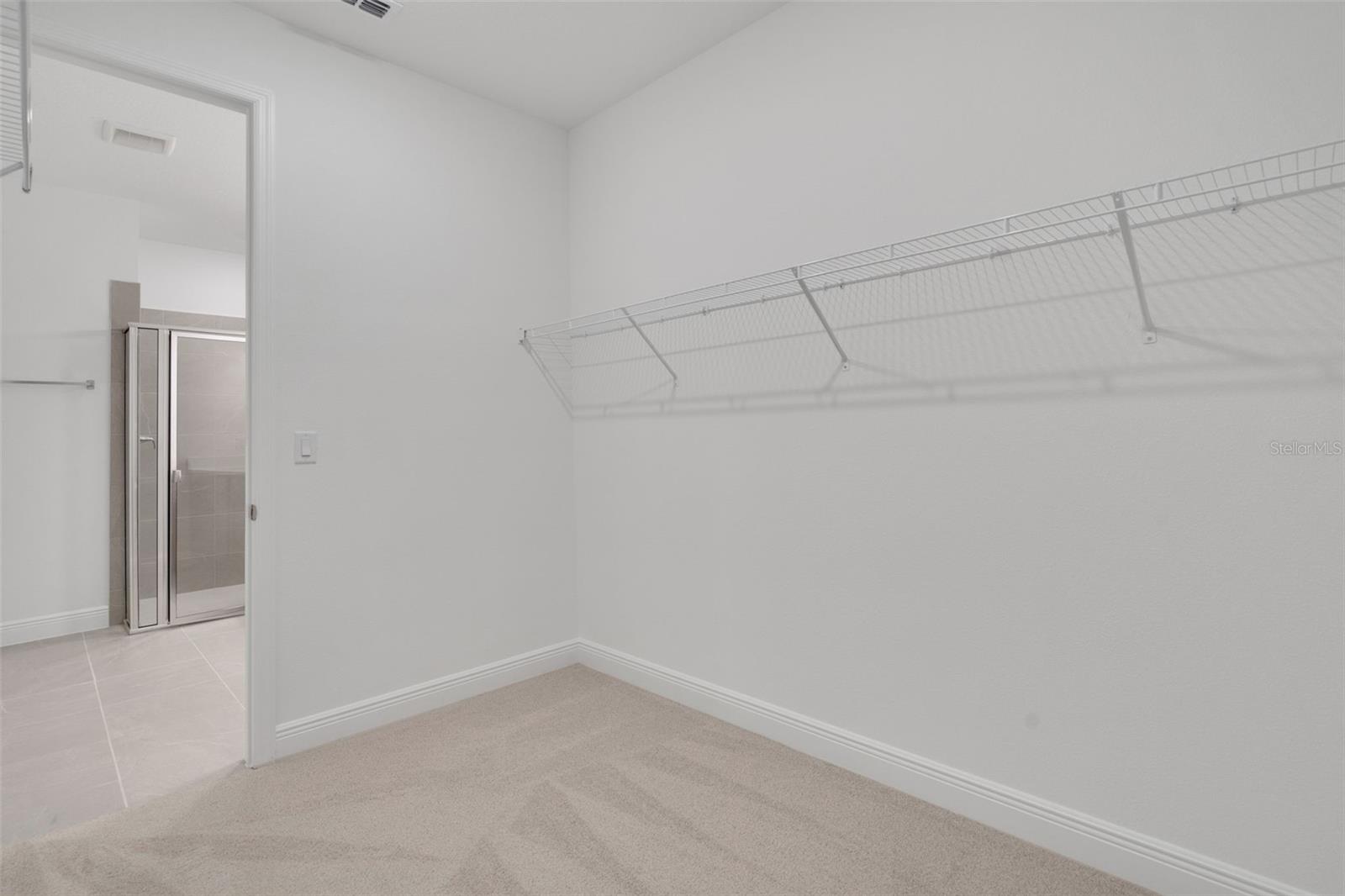 RESERVES AT HAMMOCK OAKS - Residential