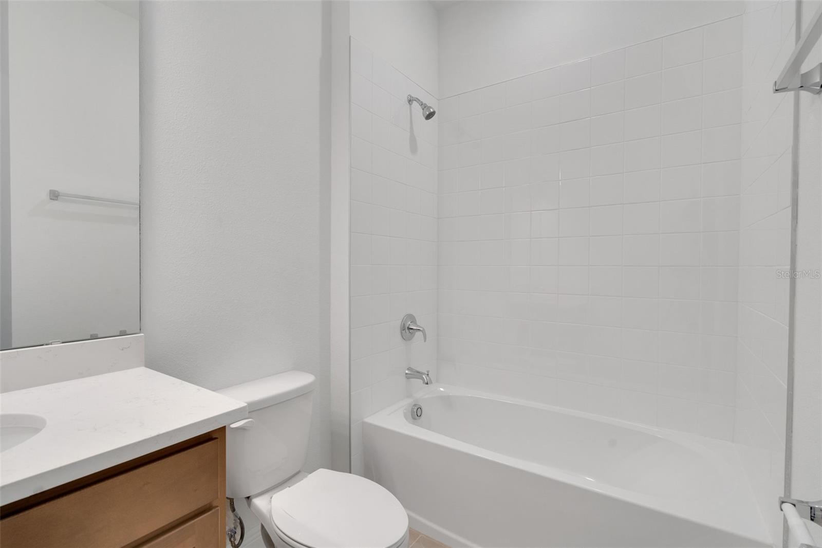 RESERVES AT HAMMOCK OAKS - Residential