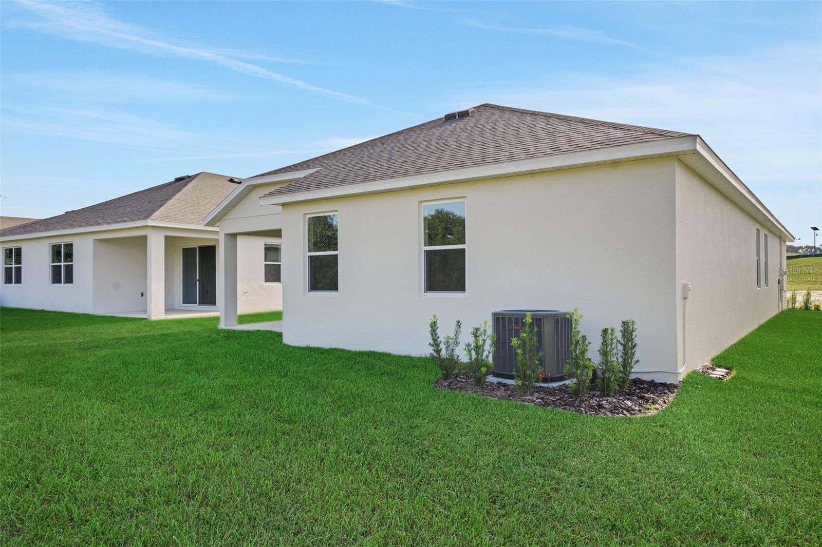 RESERVES AT HAMMOCK OAKS - Residential