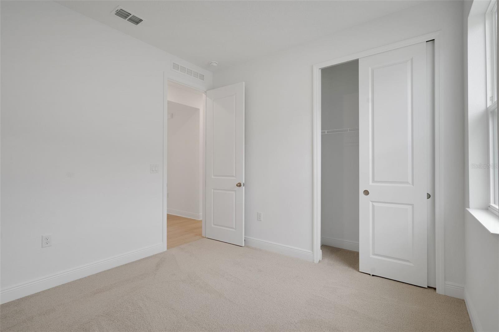 RESERVES AT HAMMOCK OAKS - Residential