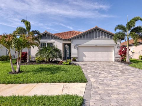 Photo of 13925 Green Hammock Place, Bradenton, FL 34211 (MLS # A4685513)