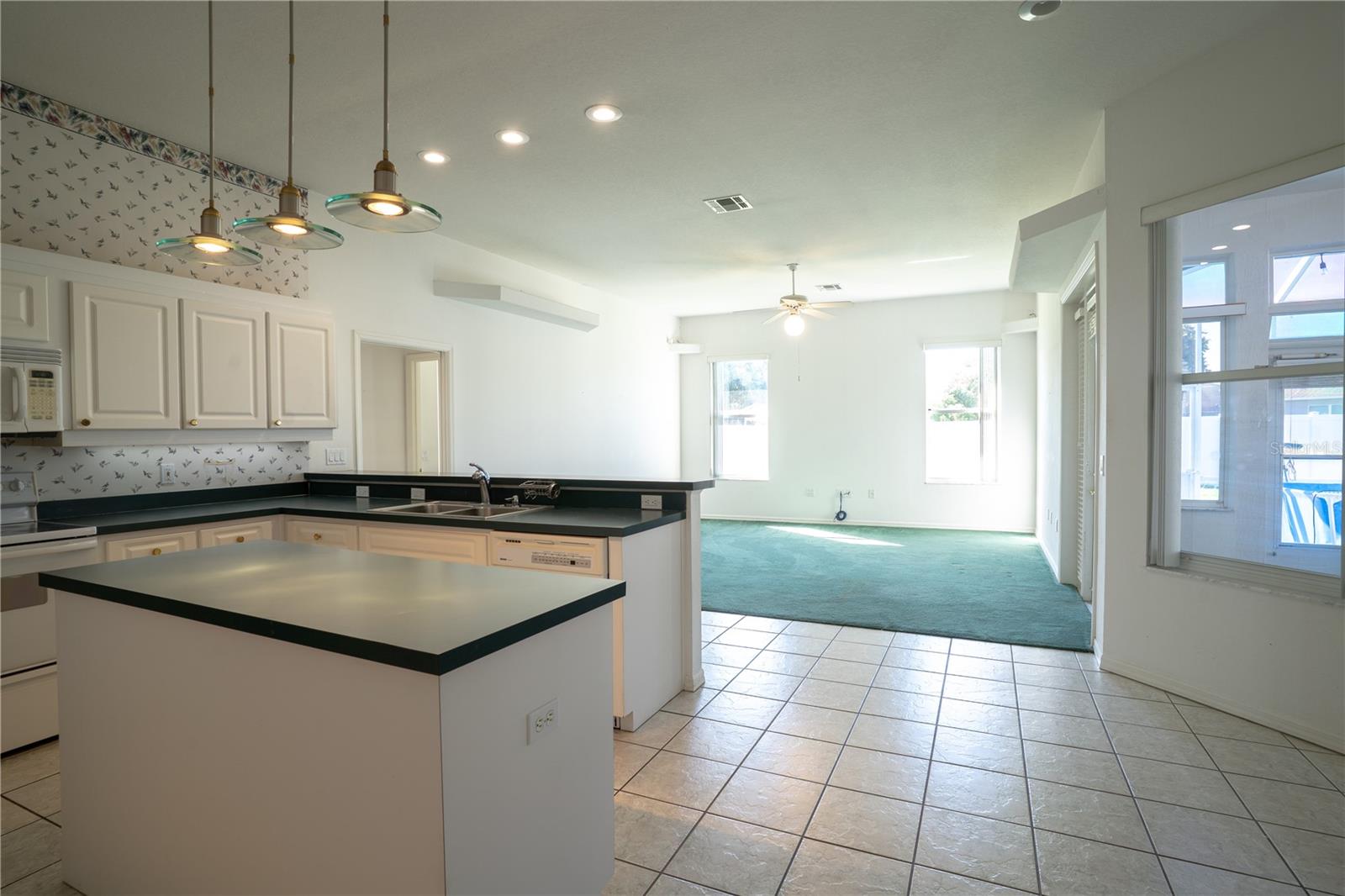 HUNTERS RUN PH 02 - Residential Lease