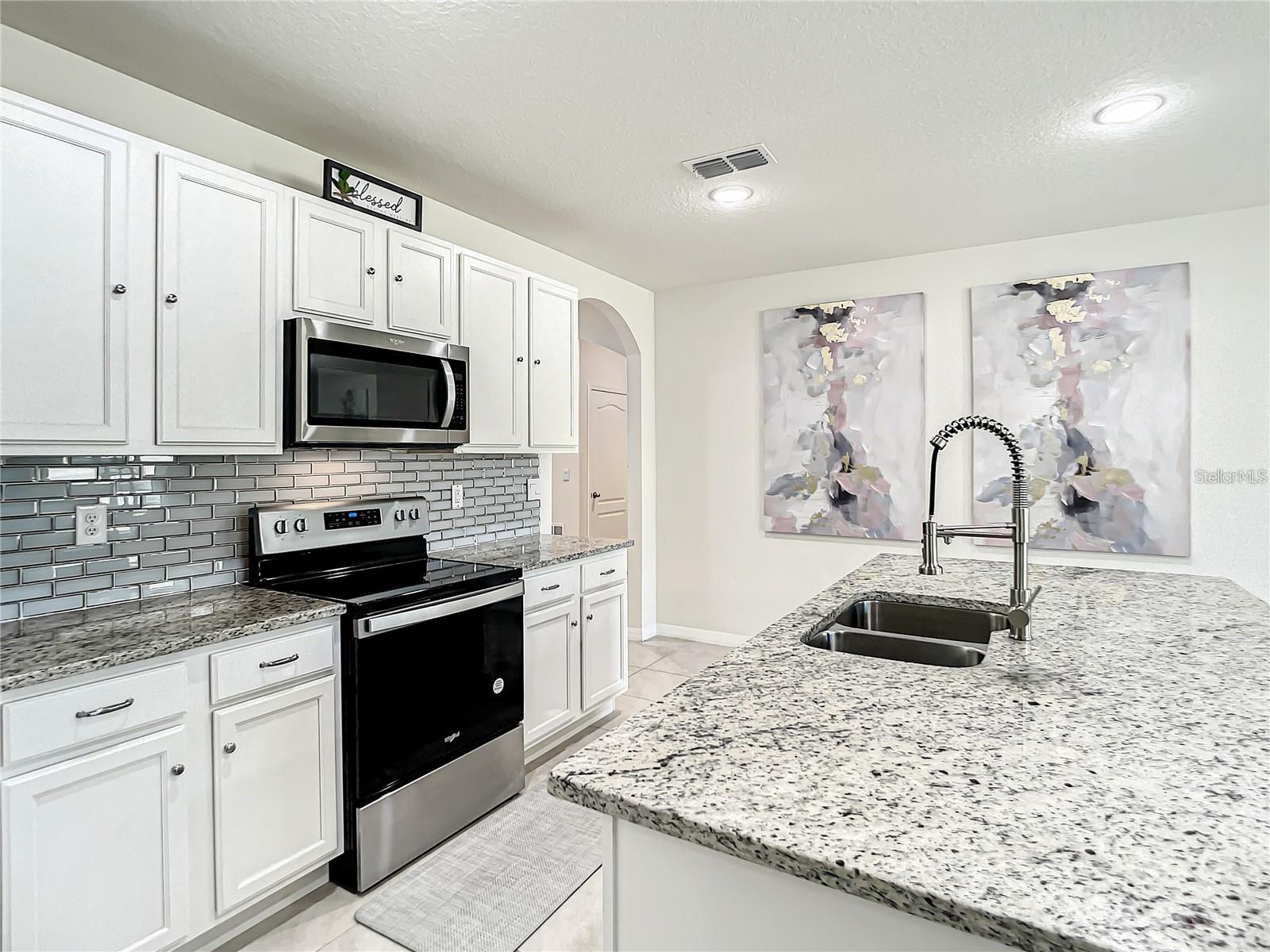 2774 SUNKISSED DRIVE