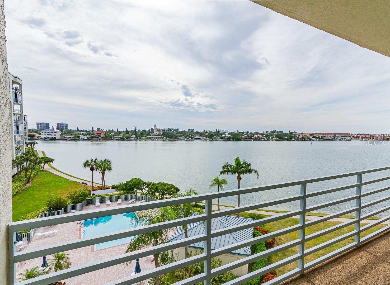 HARBOURSIDE - Residential Lease