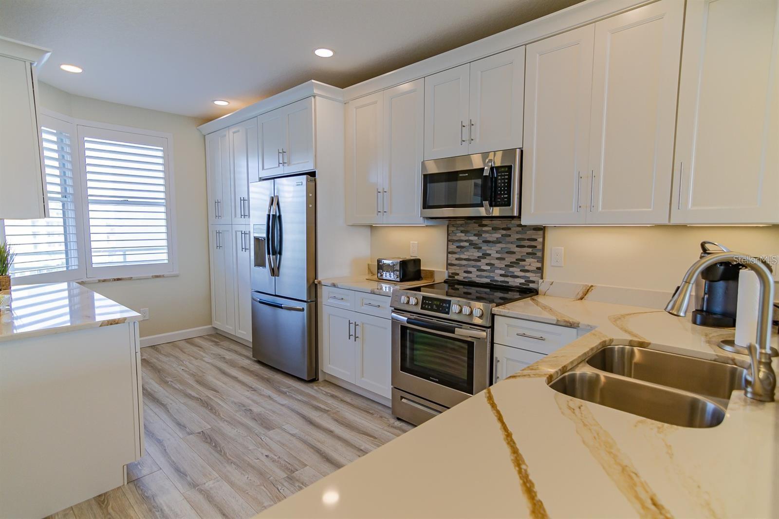 HARBOURSIDE - Residential Lease