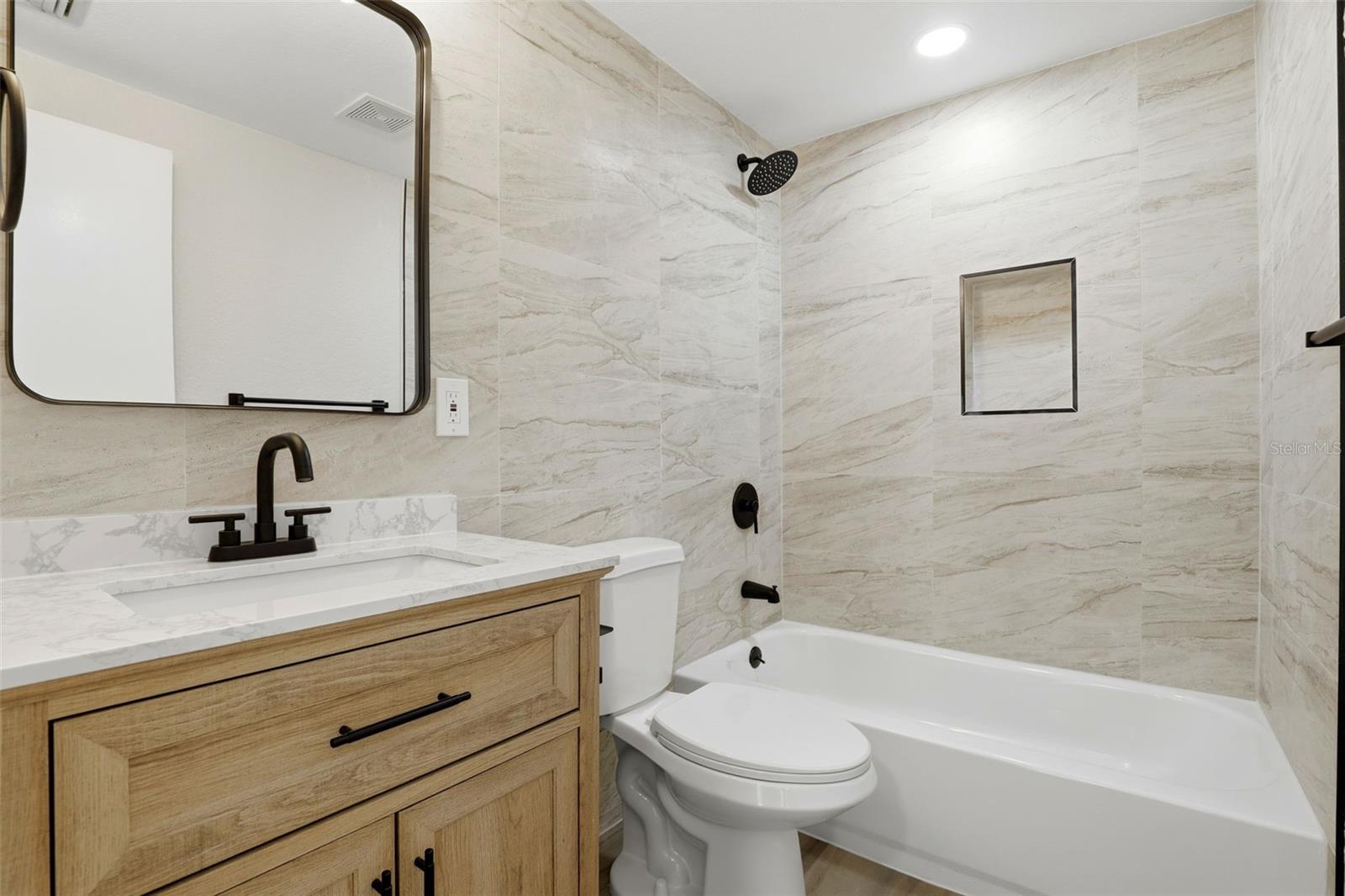 PLANTATION ESTATES UNIT 02 - Residential