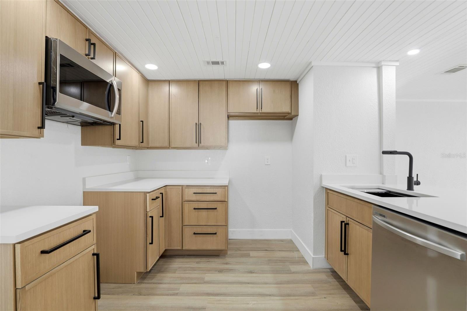 PLANTATION ESTATES UNIT 02 - Residential