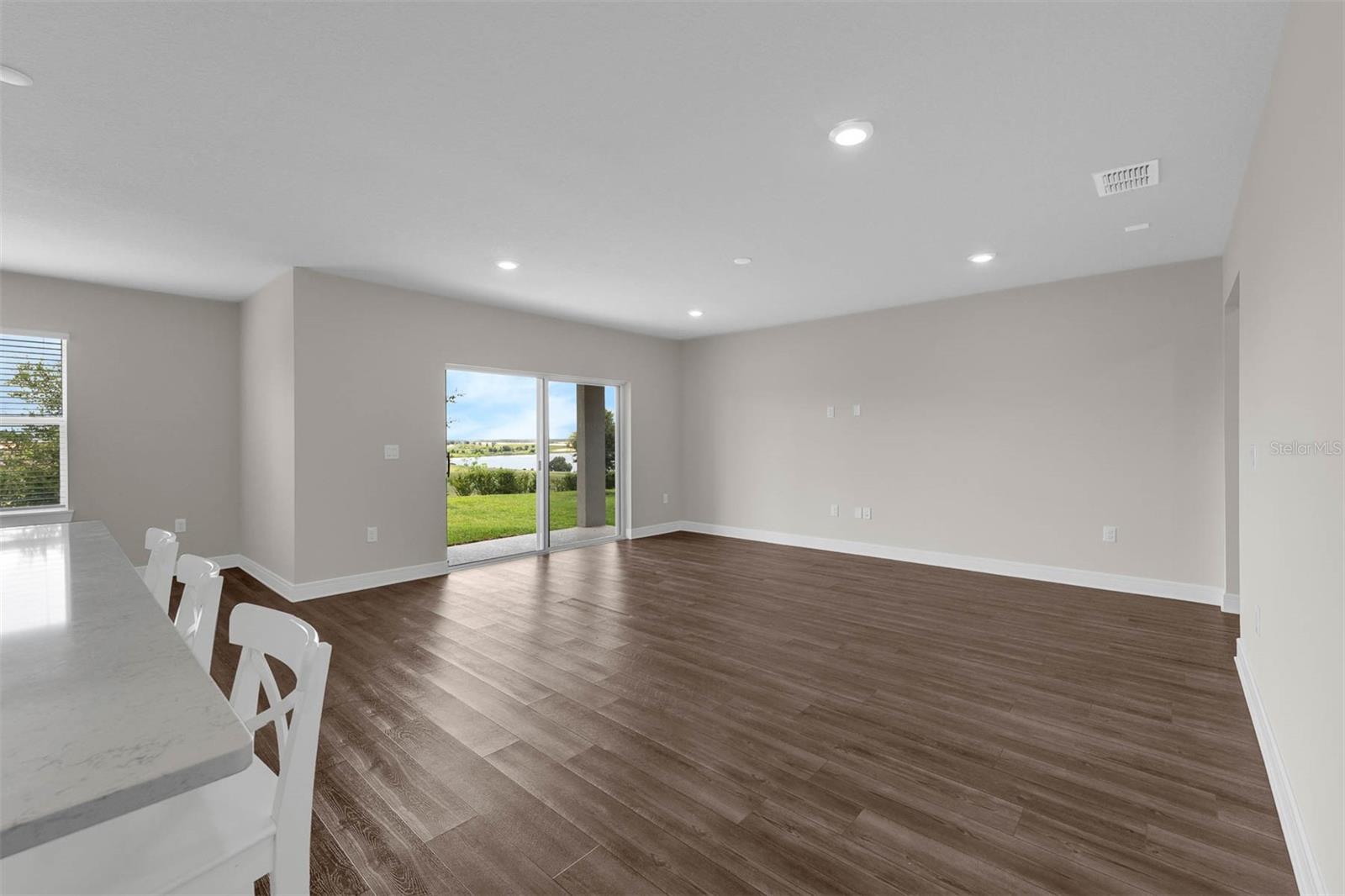 RIDGEVIEW PH 1 - Residential