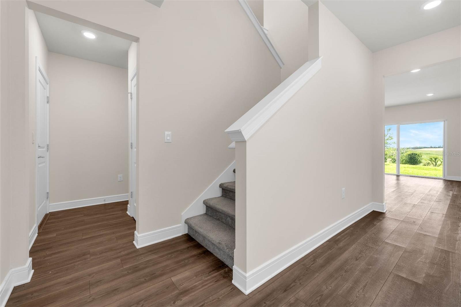 RIDGEVIEW PH 1 - Residential