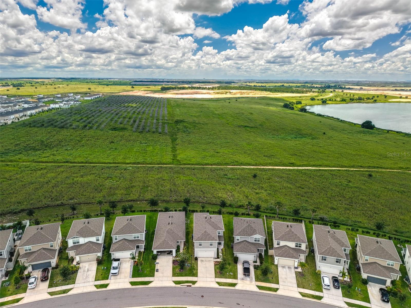 RIDGEVIEW PH 1 - Residential