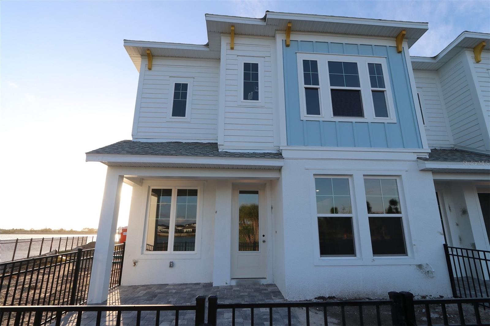 1558 SOOTY TERN LANE