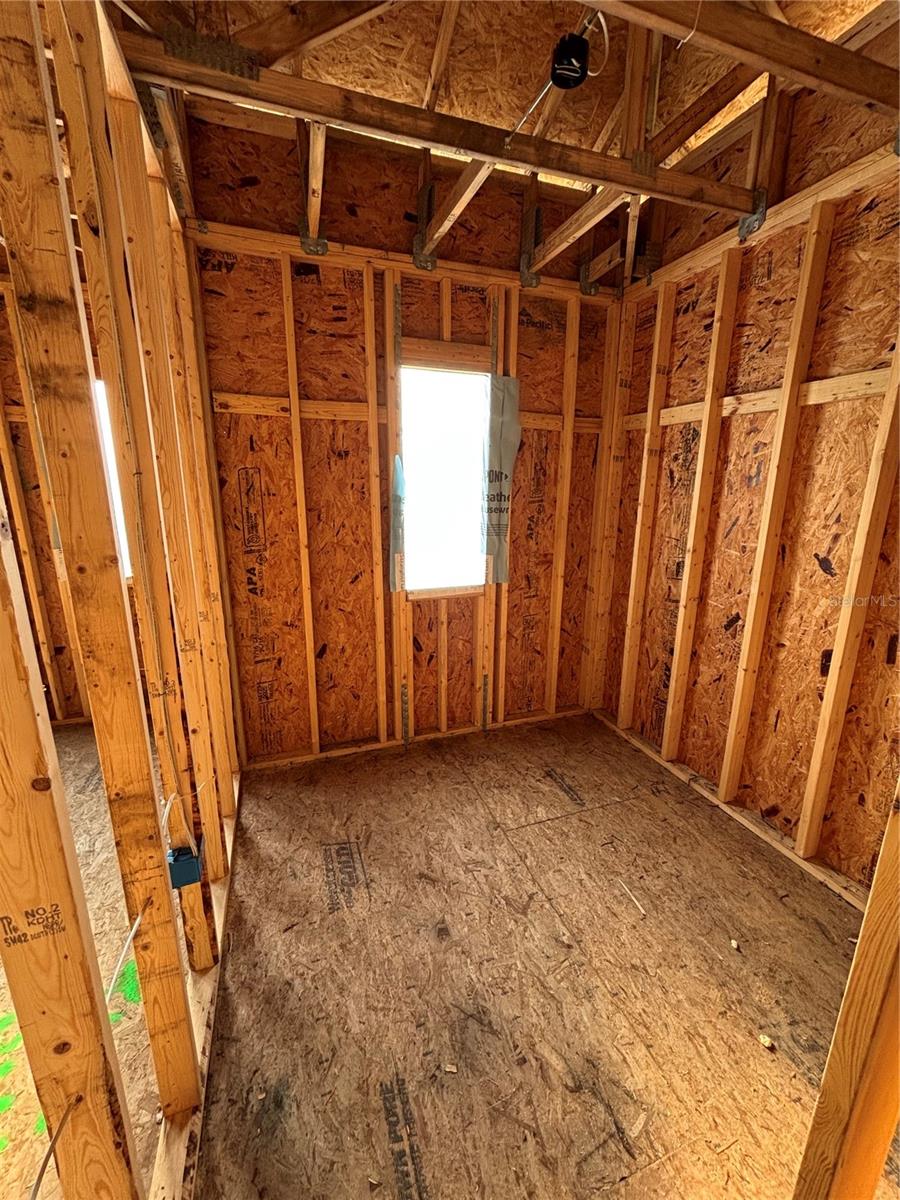 EMERALD LANDING AT WATERSIDE - Residential