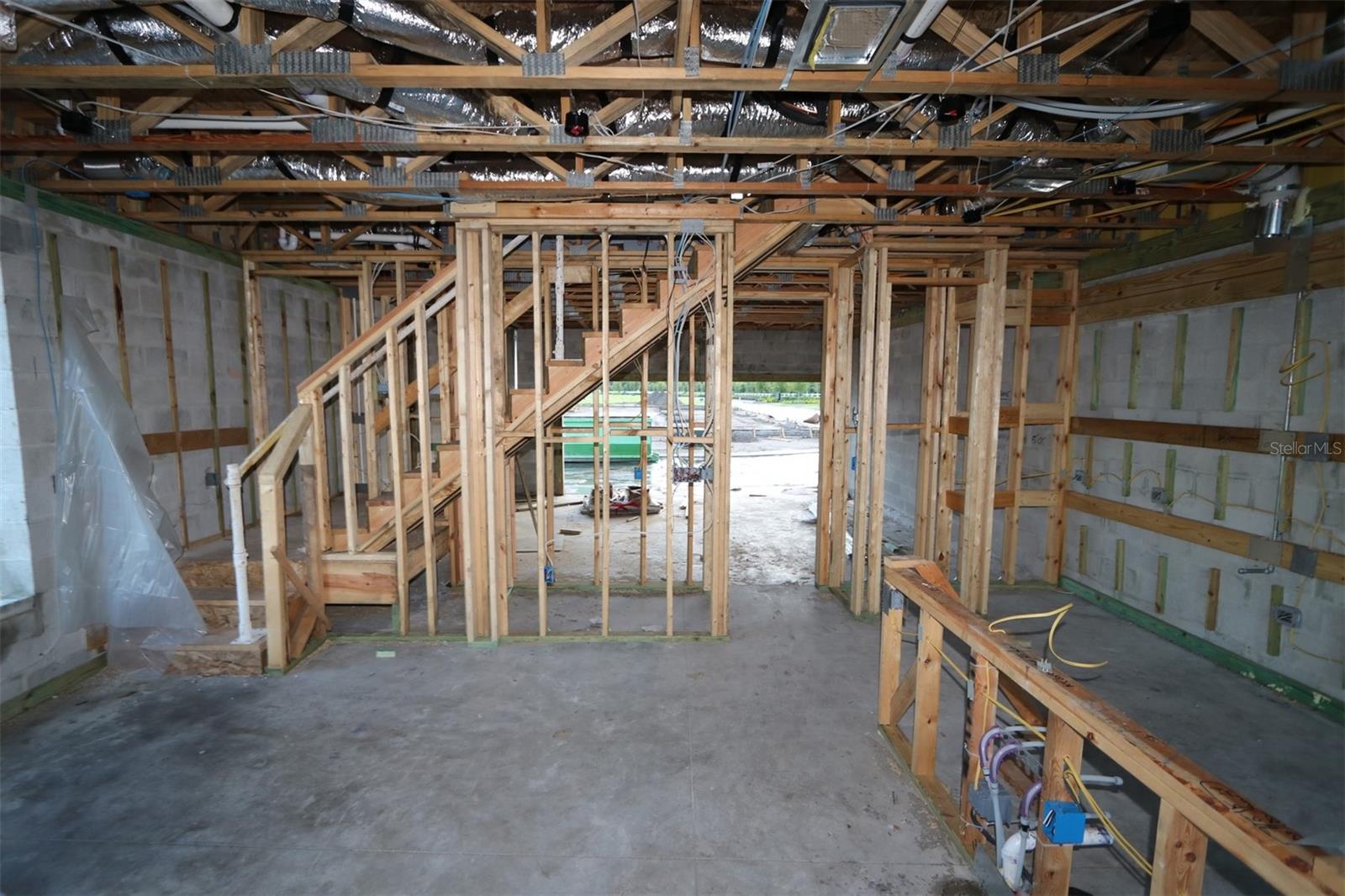 EMERALD LANDING AT WATERSIDE - Residential