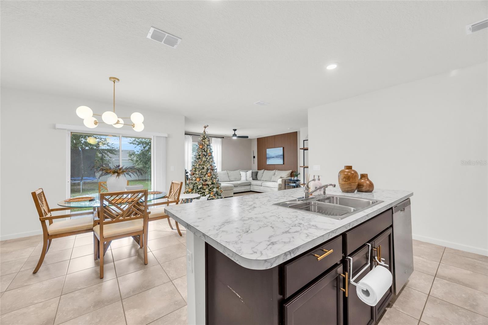 FOREST TRACE - Residential