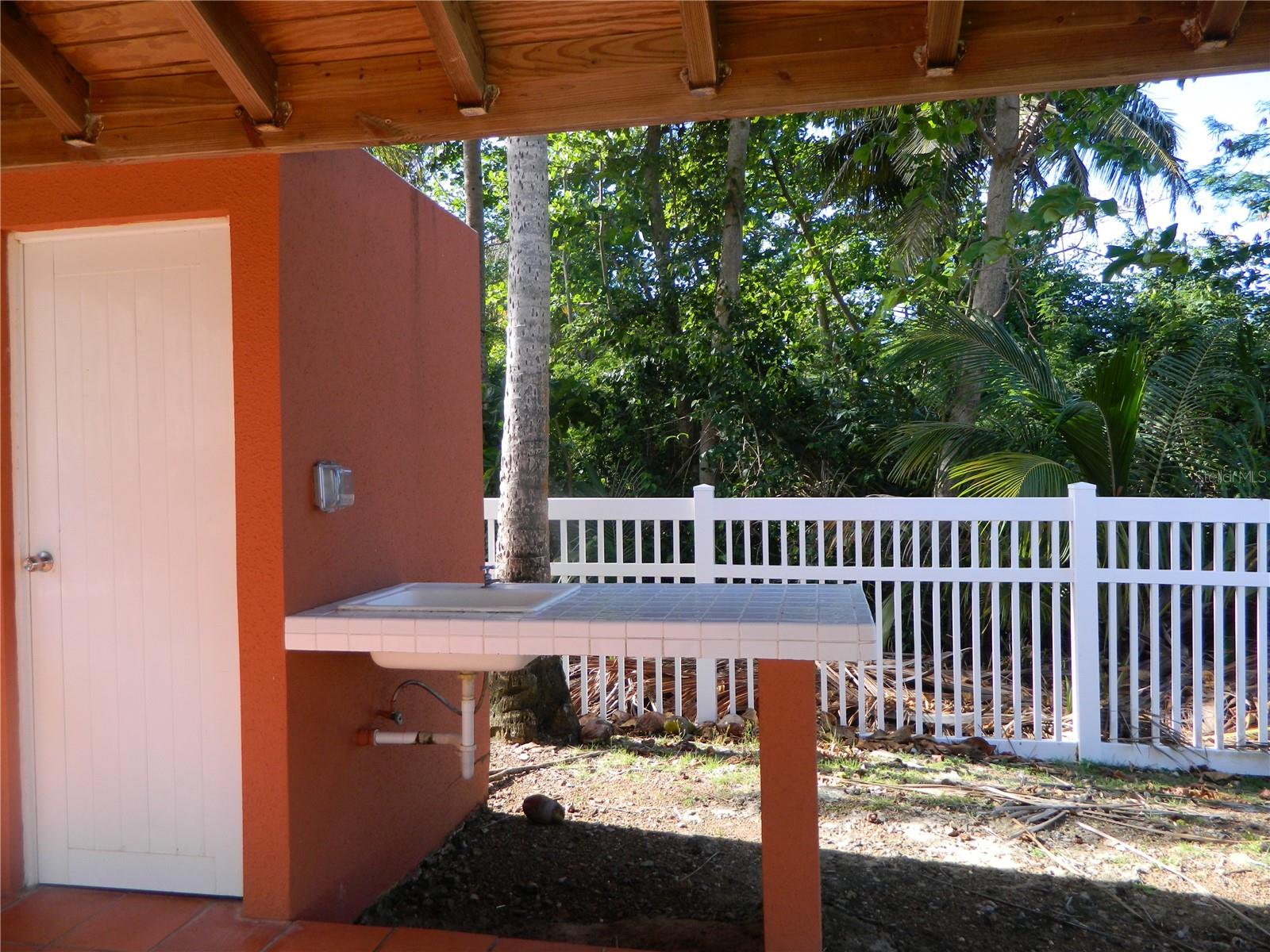 CONDO PUNTA BANDERA - Residential