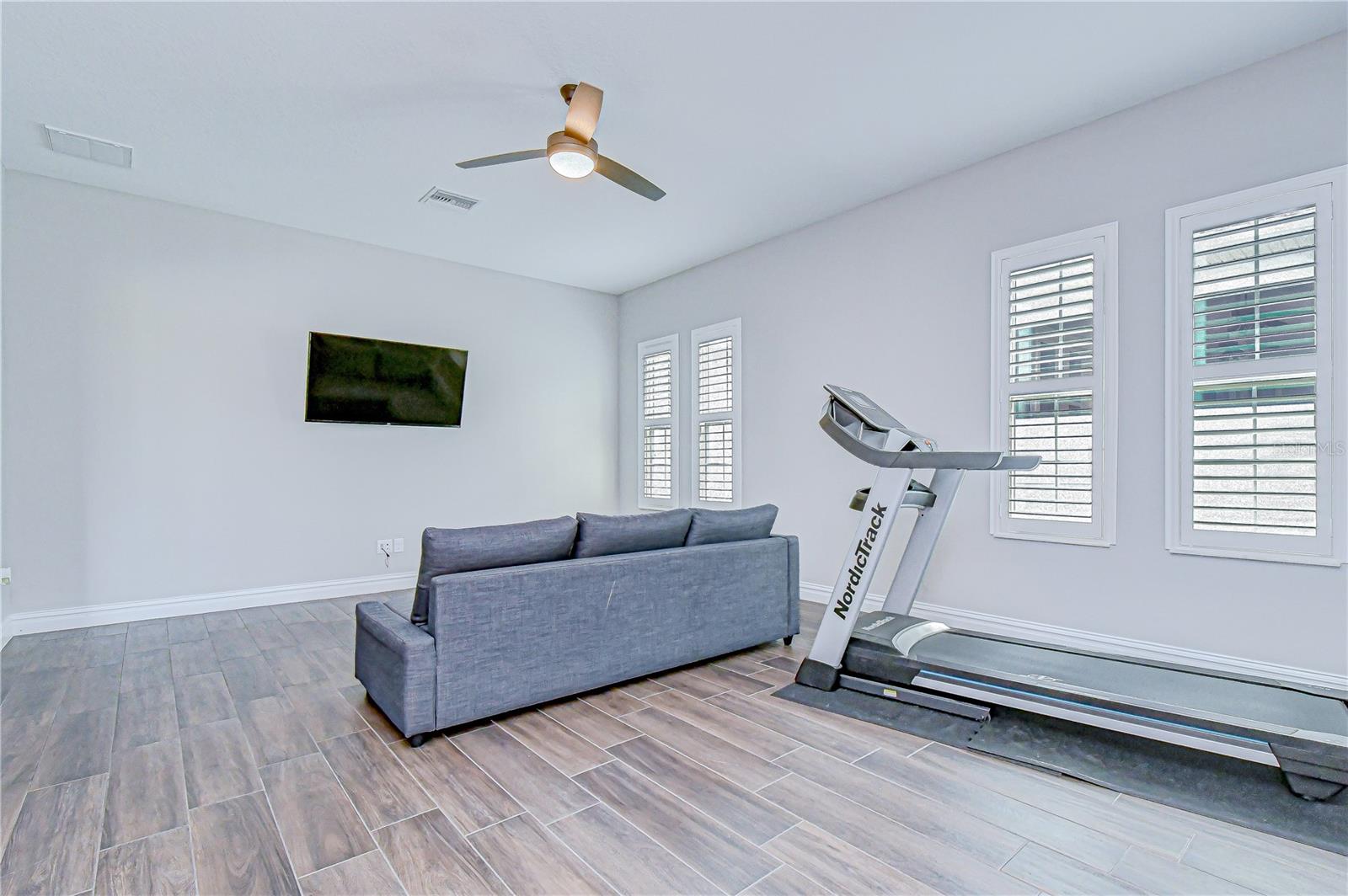 PRESERVE AT FISHHAWK RANCH PHA - Residential