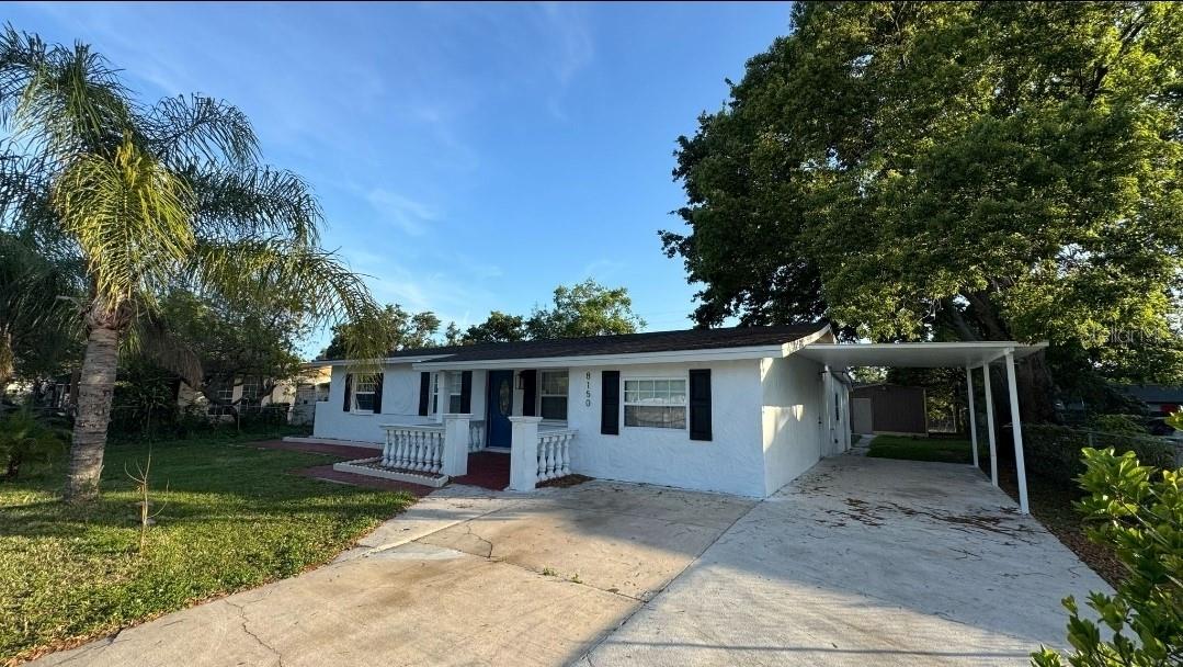 Beautiful. New studio with utilities included. Close to the airport, theme parks, and major shopping centers.