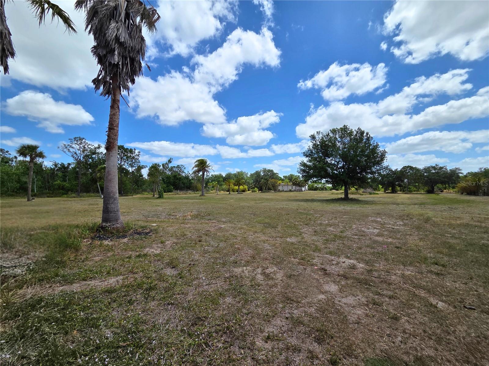 POMELLO PARK - Residential