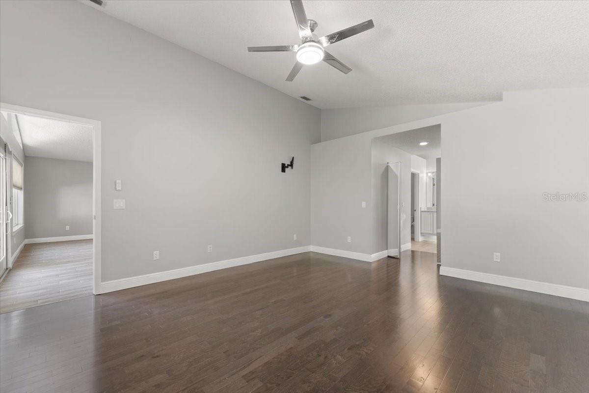 SEAGATE NORTH - Residential